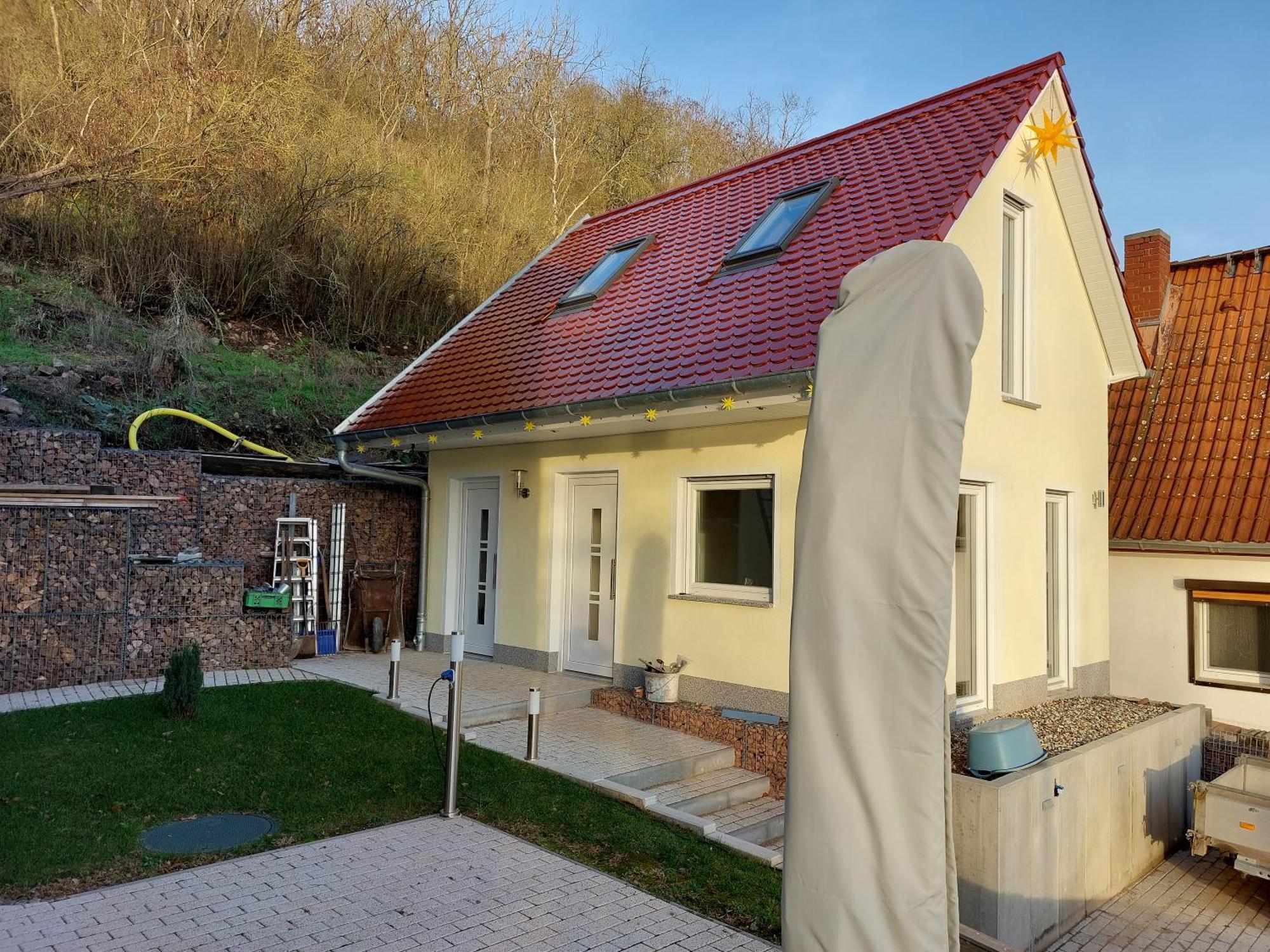 Ferienhaus Saaleblick Wettin Exterior photo